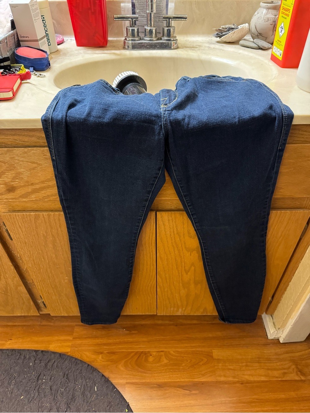 Rock & Republic Dark Blue Skinny Jeans